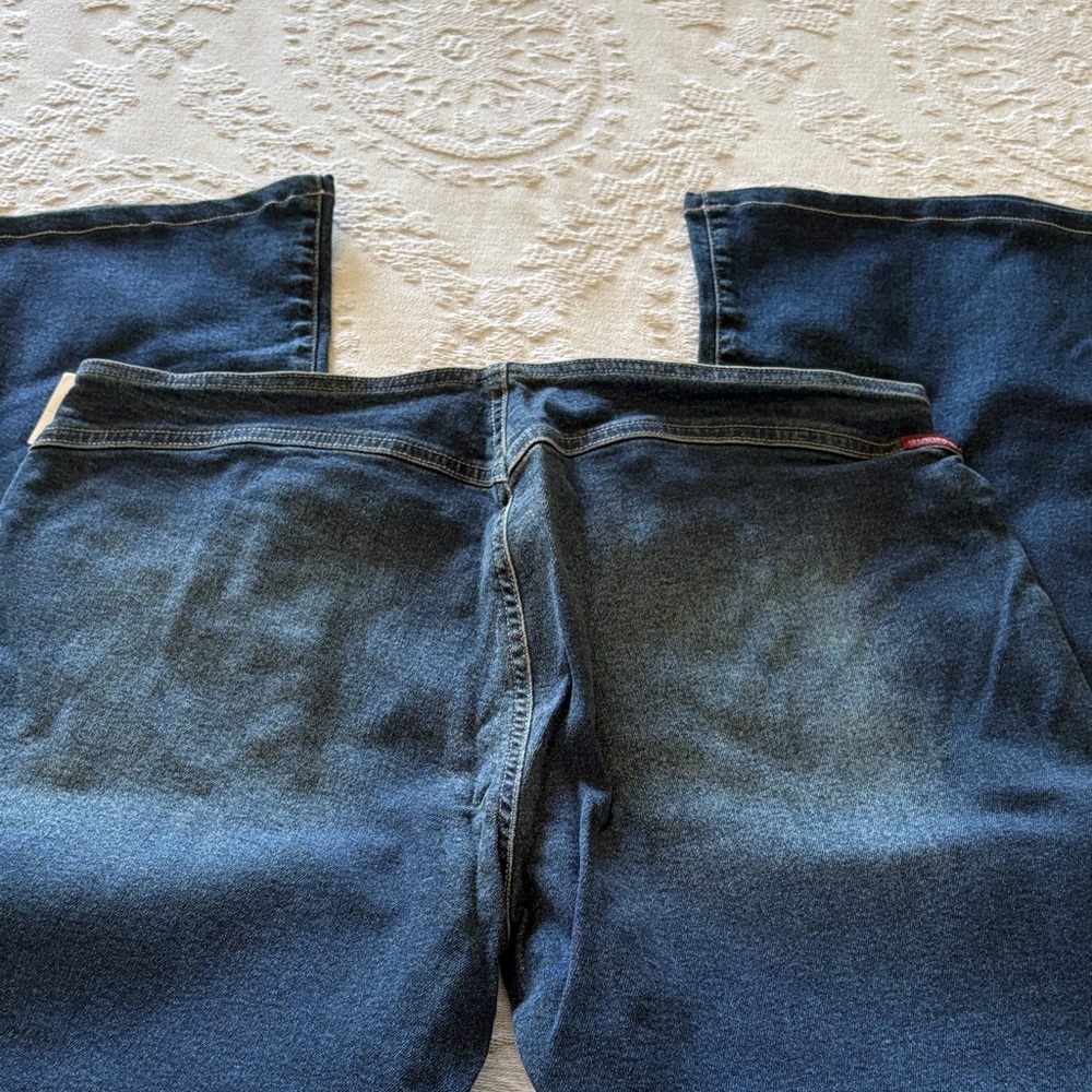 Guess Women’s Dark Wash Lace-Up Front Jeans Pull Up Stretch Denim BNWT 34 - Picture 9 of 13
